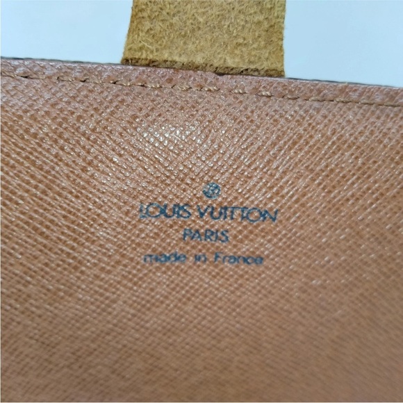 Louis Vuitton LV Shoulder Bag Cartouchiere GM Brown
Monogram 1946994 - Picture 8 of 9